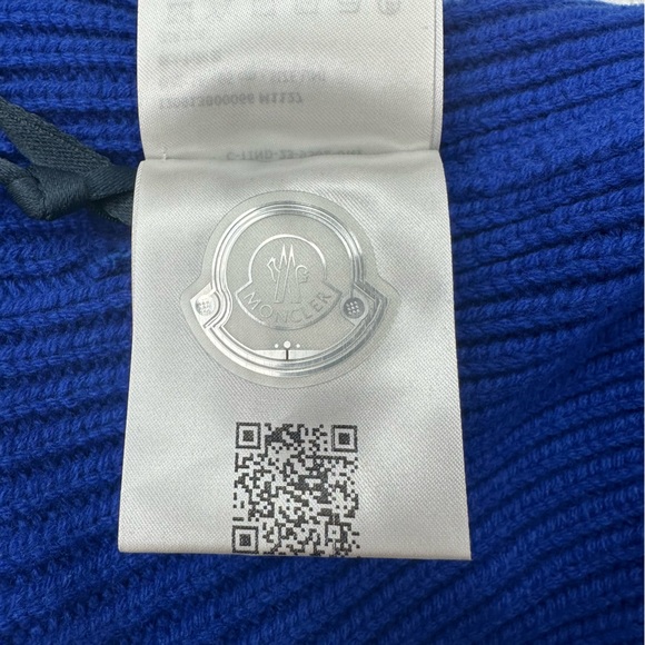 Moncler Ribbed Wool Beanie w/ Logo in Blue - Picture 4 of 5